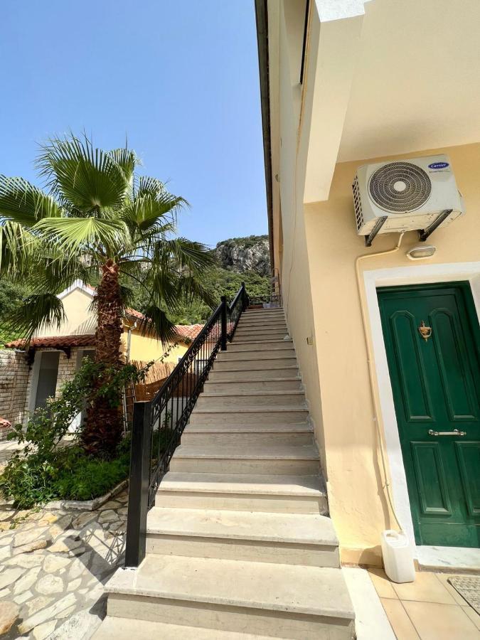 Lithino Apartments - 5Min From The Beach Agios Ioannis Peristerion Exterior foto